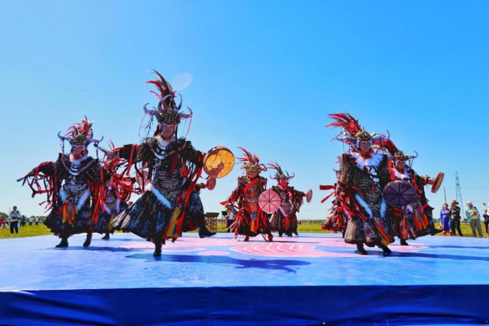 会将继续为, 为了集体荣, 了一张集传