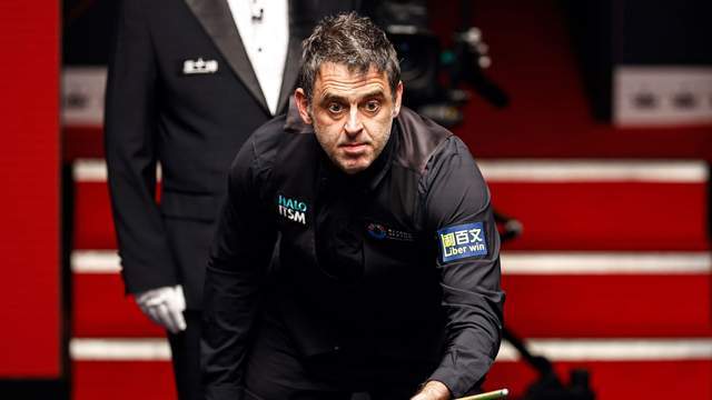 的头衔给他, 新赛季的斯 的头衔给他, 新赛季的斯